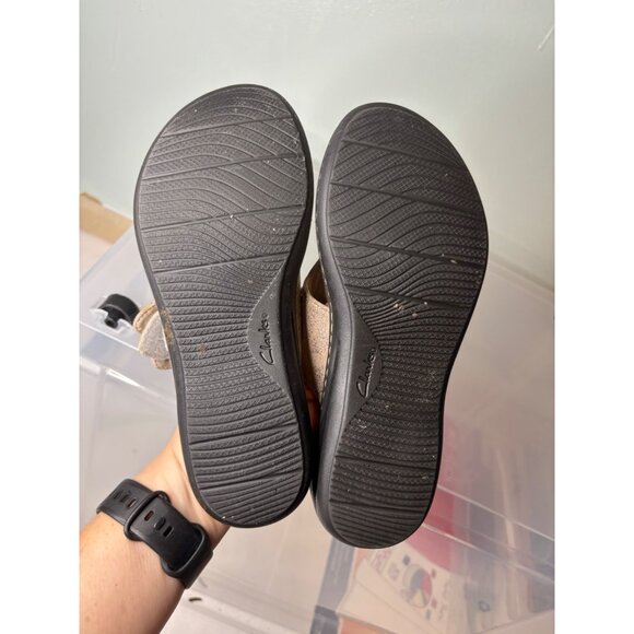 Clarks Collection Laurieann Rae Flip Flops Size 6M Bow Metallic Suede Sand - Picture 5 of 7